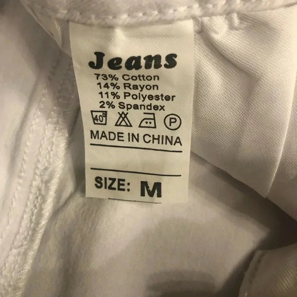 2/$12 Women’s Ripped Denim Shorts Mid Rise  Cutoff Distressed Jeans - Picture 8 of 8